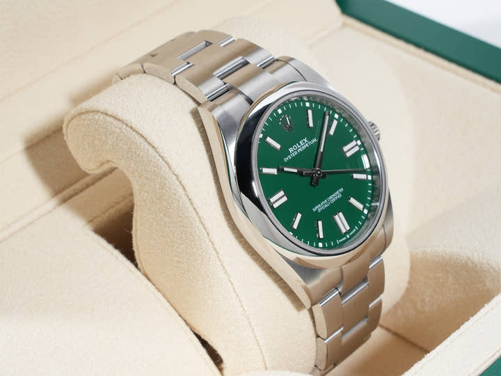 ロレックス オイスターパーペチュアル41 Ref.124300 ステンレススチール グリーン文字盤