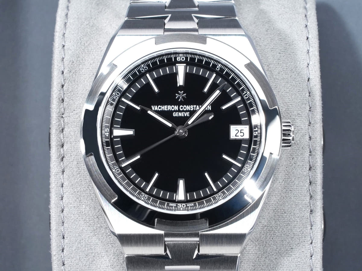 Vacheron Constantin Overseas Automatic Ref.4520V/210A-B483 Black Dial Unused jkc96fms
