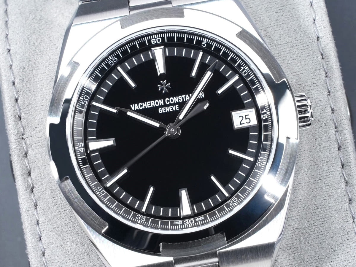 Vacheron Constantin Overseas Automatic Ref.4520V/210A-B483 Black Dial Unused jkc96fms