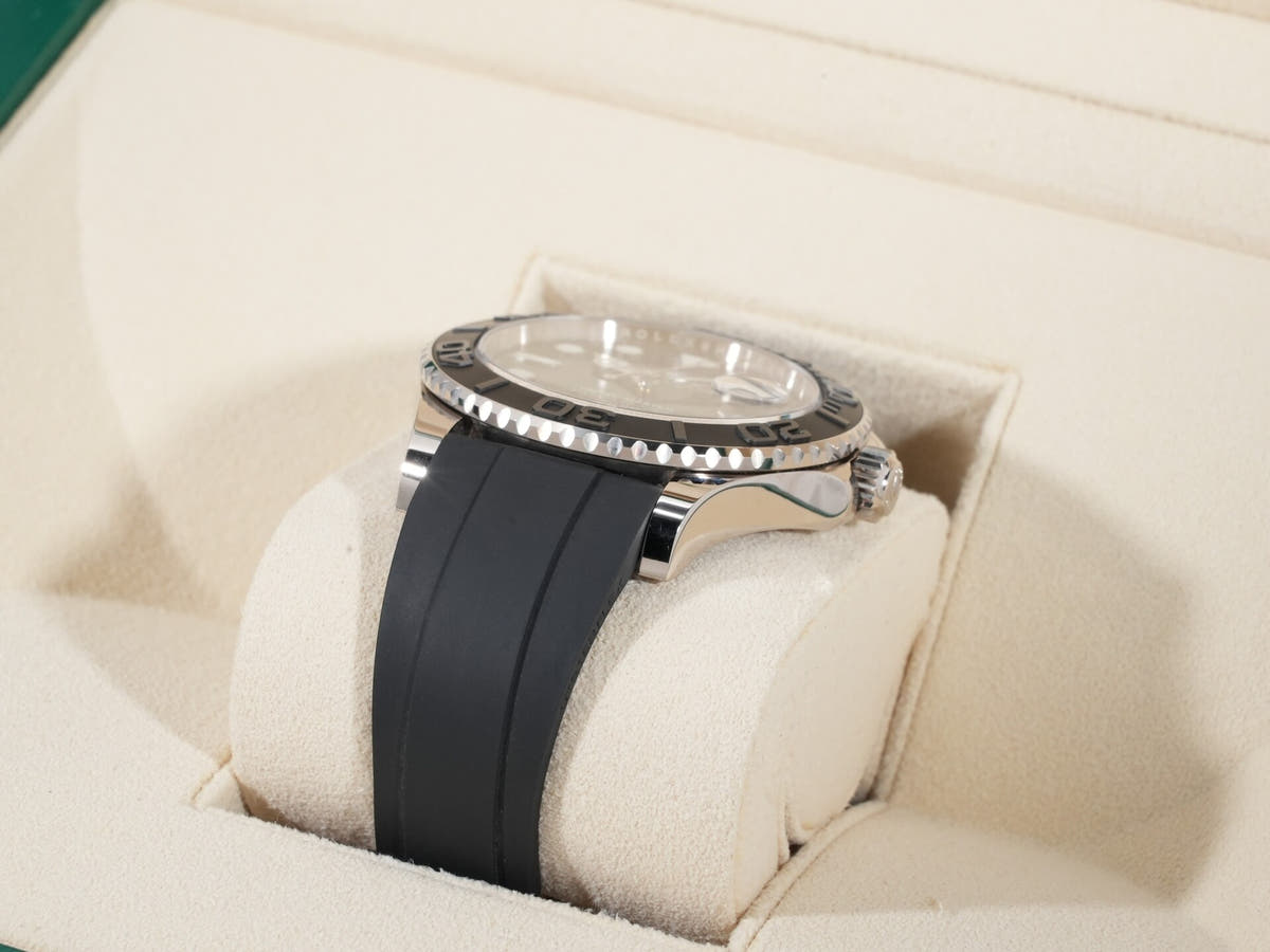 ロレックス ヨットマスター42 Ref.226659 ブラック文字盤 中古 hr79dden