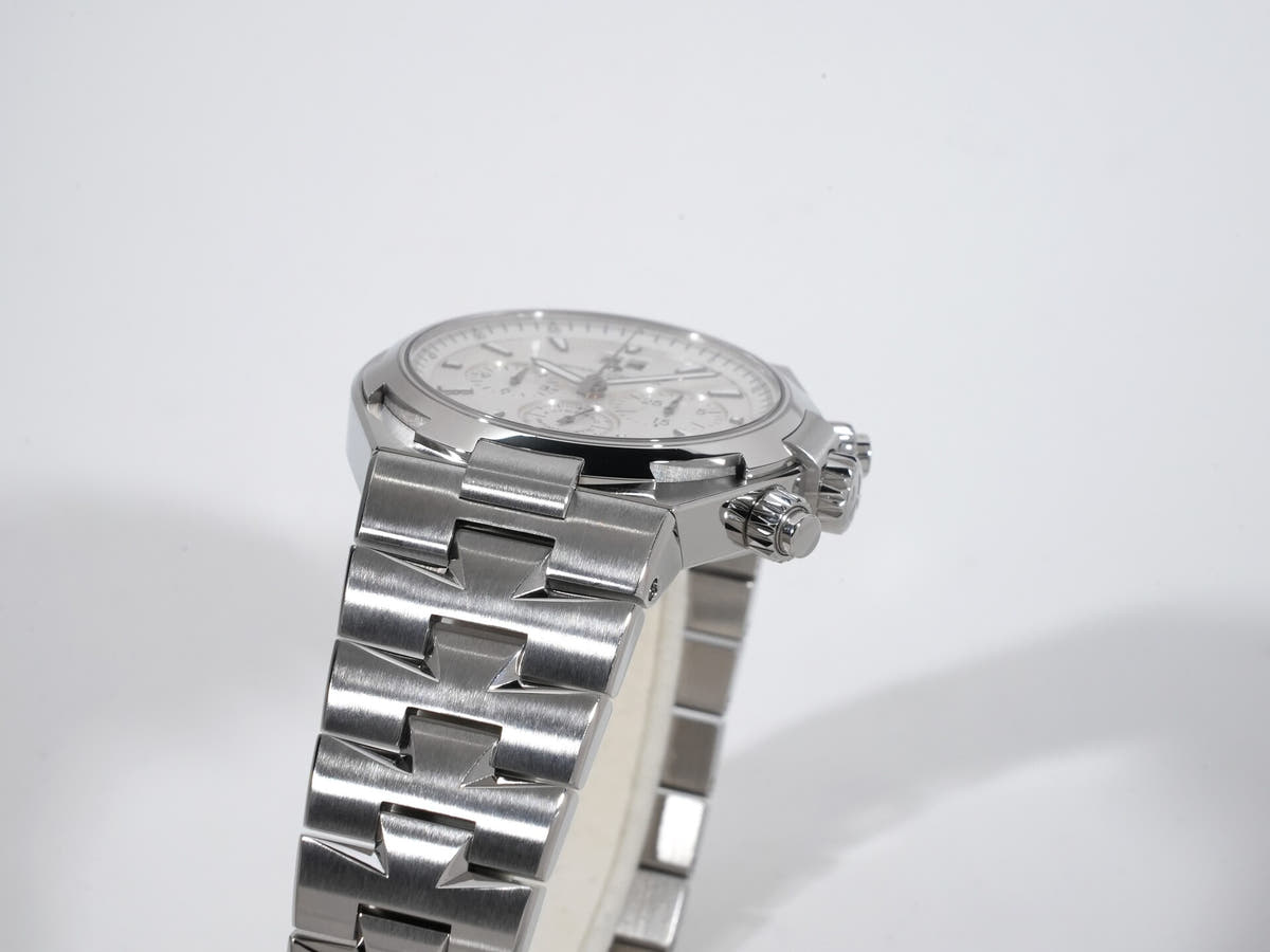 Vacheron Constantin Overseas Chronograph Ref.49150/B01A-9095 Silver Dial Used 3iy8ocyv