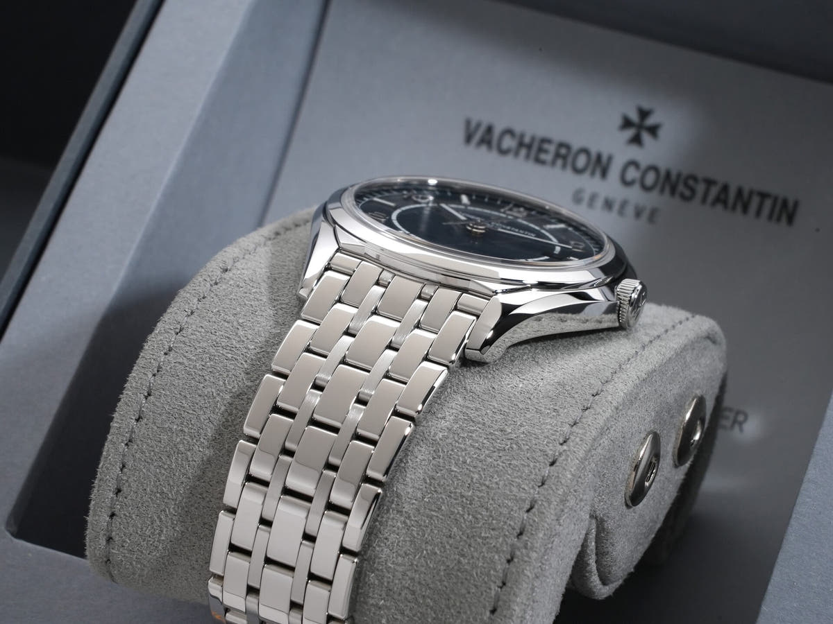 Vacheron Constantin Fiftysix Automatic Ref. 4600E/110A-B487 Stainless Steel Blue Dial Excellent Condition yzrk56gm