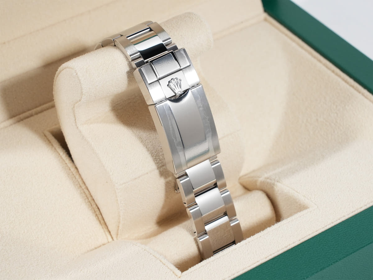 ロレックス デイトナ Ref.126500LN ブラック文字盤 未使用 a3wed7fn