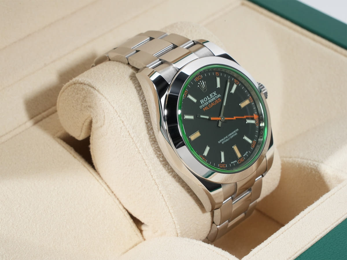 ロレックス ミルガウス Ref.116400GV ブラック文字盤 中古 4ja4f2rq