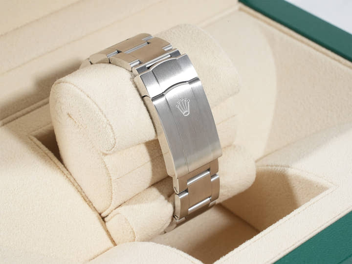 Rolex Oyster Perpetual 36 Ref. 126000 Stainless Steel with Celebration Motif Dial