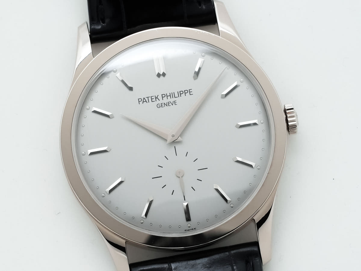 パテックフィリップ カラトラバ Ref.5196G-001 シルバー文字盤 美中古 peajw9gf
