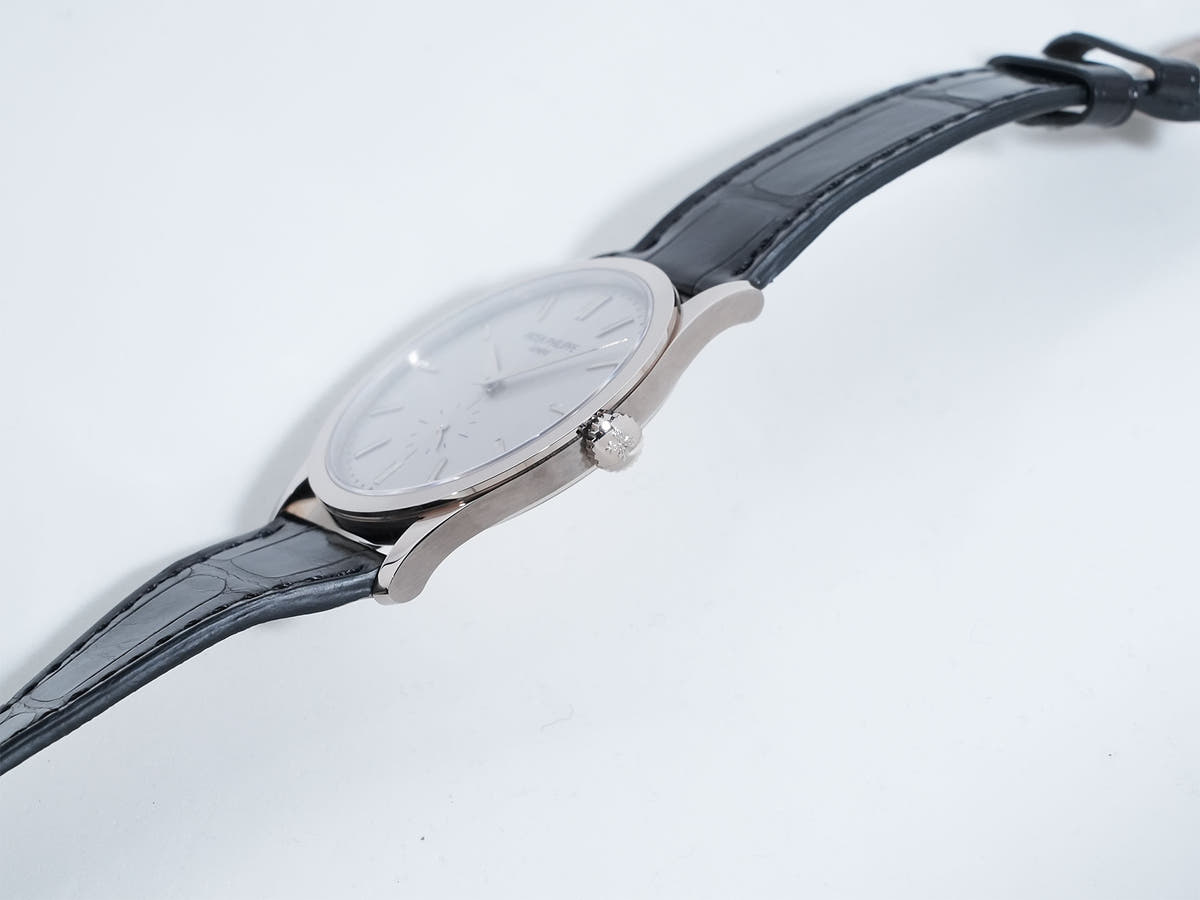 パテックフィリップ カラトラバ Ref.5196G-001 シルバー文字盤 美中古 peajw9gf