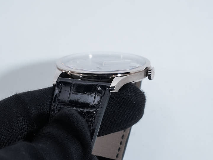 Patek Philippe Calatrava Ref. 5196G-001 White Gold Silver Dial