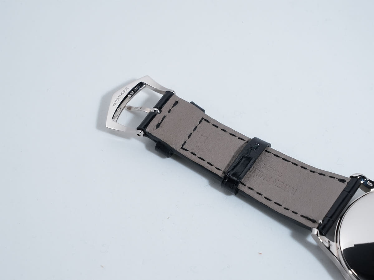 パテックフィリップ カラトラバ Ref.5196G-001 シルバー文字盤 美中古 peajw9gf