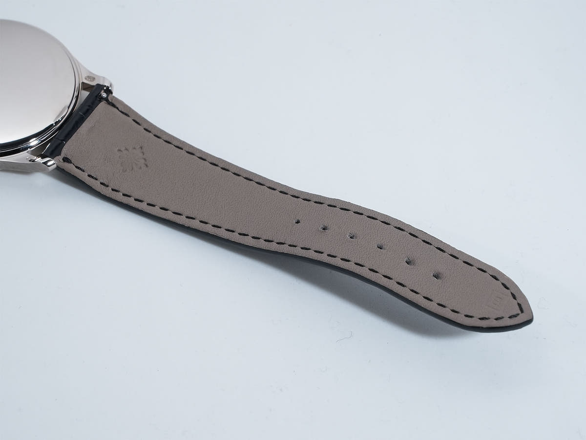 パテックフィリップ カラトラバ Ref.5196G-001 シルバー文字盤 美中古 peajw9gf