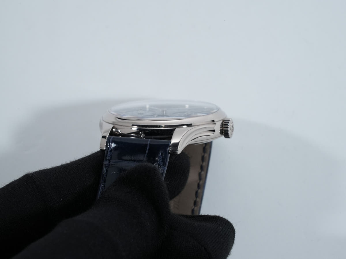 パテックフィリップ パーペチュアルカレンダー Ref.5327G-001 ロイヤルブルーソレイユ文字盤 中古 5vt7s7uf