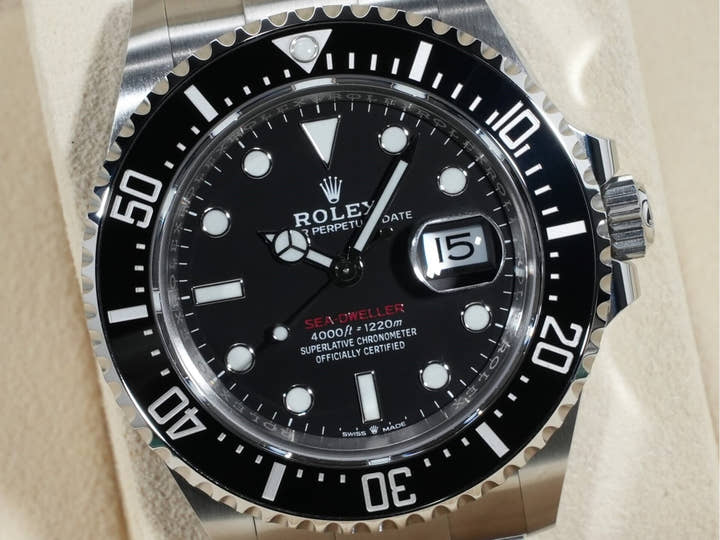 Rolex Sea-Dweller Ref. 126600 Stainless Steel Black Dial