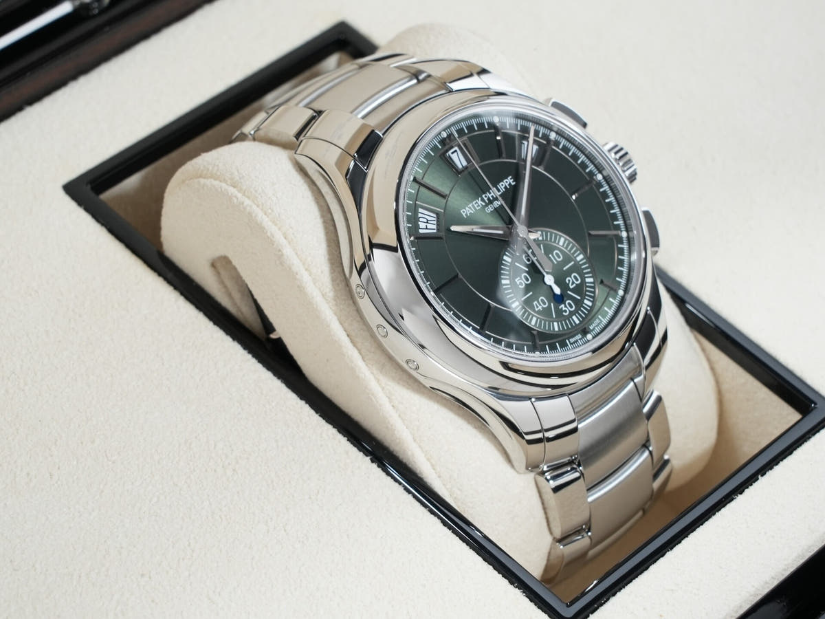 Patek Philippe Annual Calendar Chronograph Ref.5905/1A-001 Stainless Steel Olive Green Soleil Dial Unused t8fk8toe