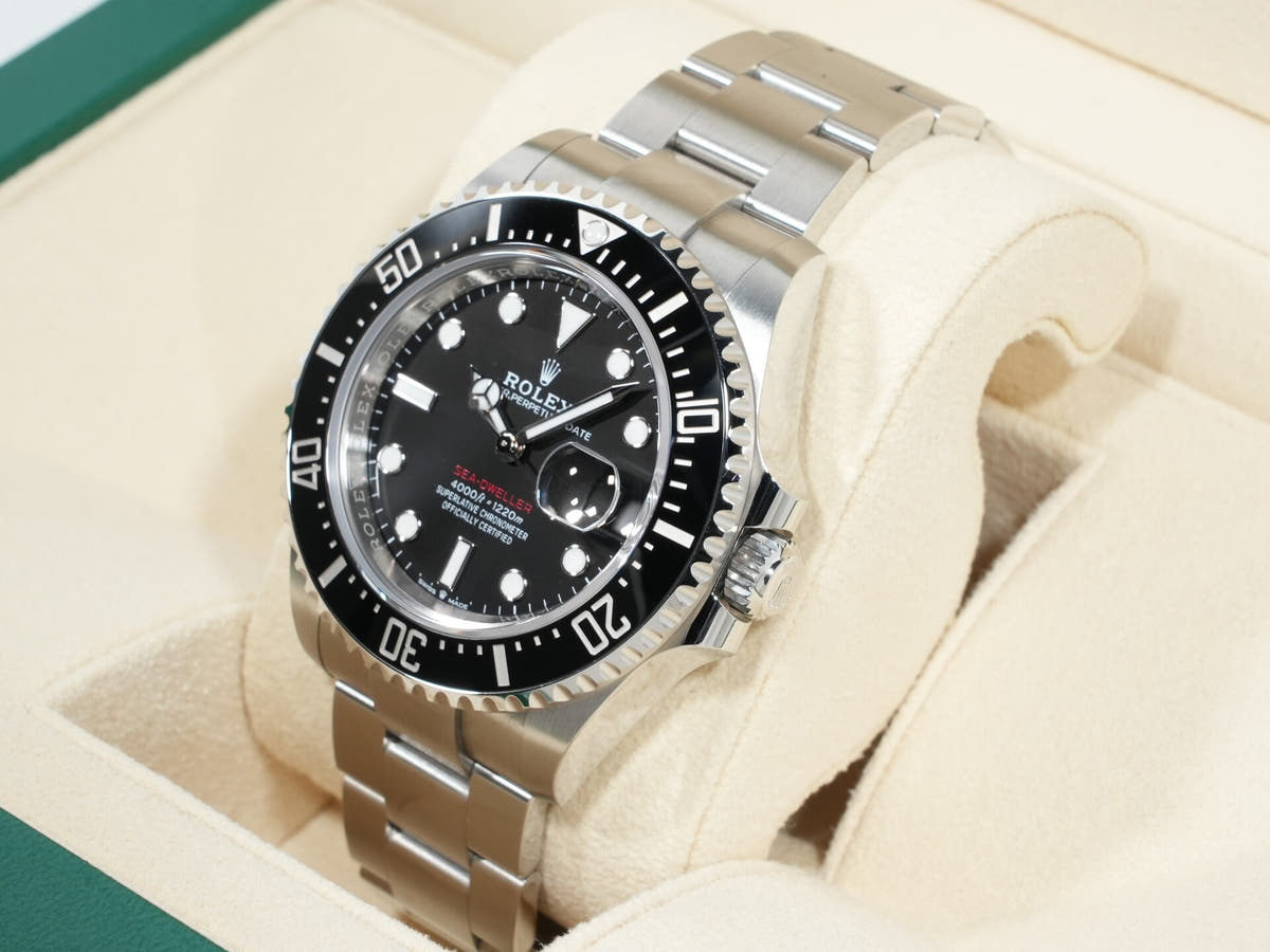 ロレックス シードゥエラー Ref.126600 SS ブラック文字盤 美中古 w3akybqs