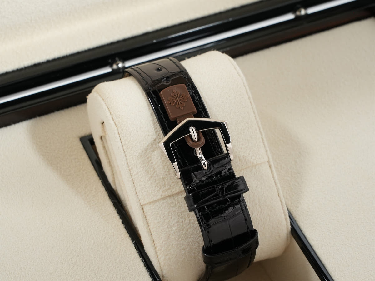 パテックフィリップ カラトラバ Ref.6119G-001 グレー文字盤 美品 3w7hyiz2