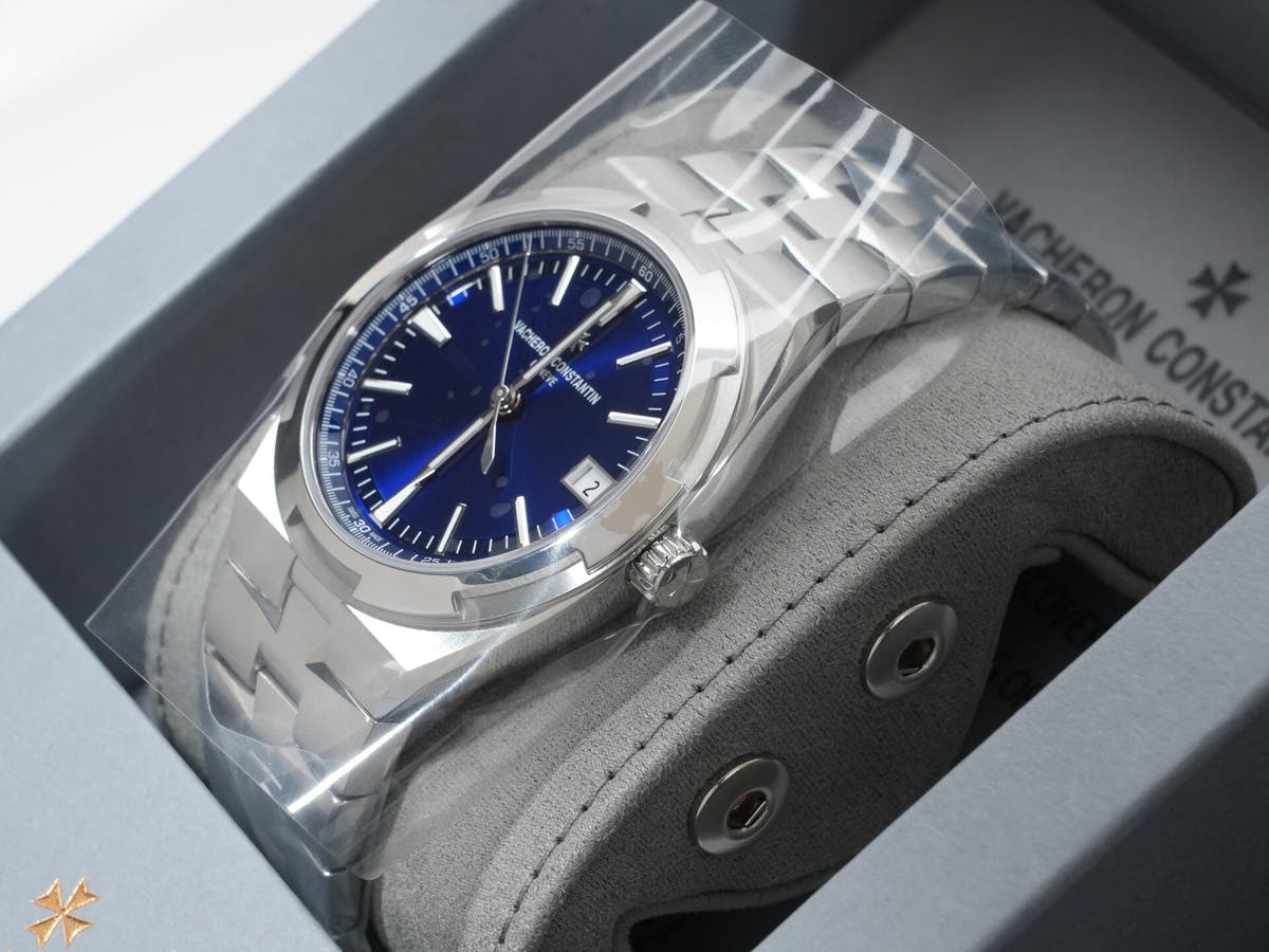 Vacheron Constantin Overseas Automatic Ref.4520V/210A-B128 Blue Dial Unused 2hs25s93