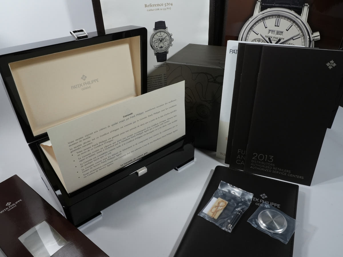 パテックフィリップ パーペチュアルカレンダー スプリットセコンド クロノグラフ Ref.5204P-010 シルバー文字盤 中古 jja8w7rt