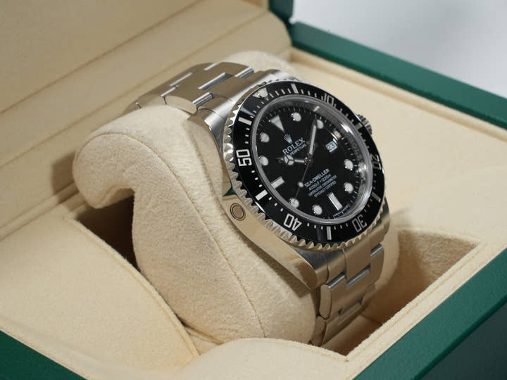 Rolex Sea-Dweller 4000 Ref. 116600 Stainless Steel Black Dial
