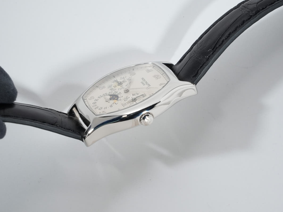 Patek Philippe Perpetual Calendar Ref.5040P PT Silver Dial Good Condition moba4b4k
