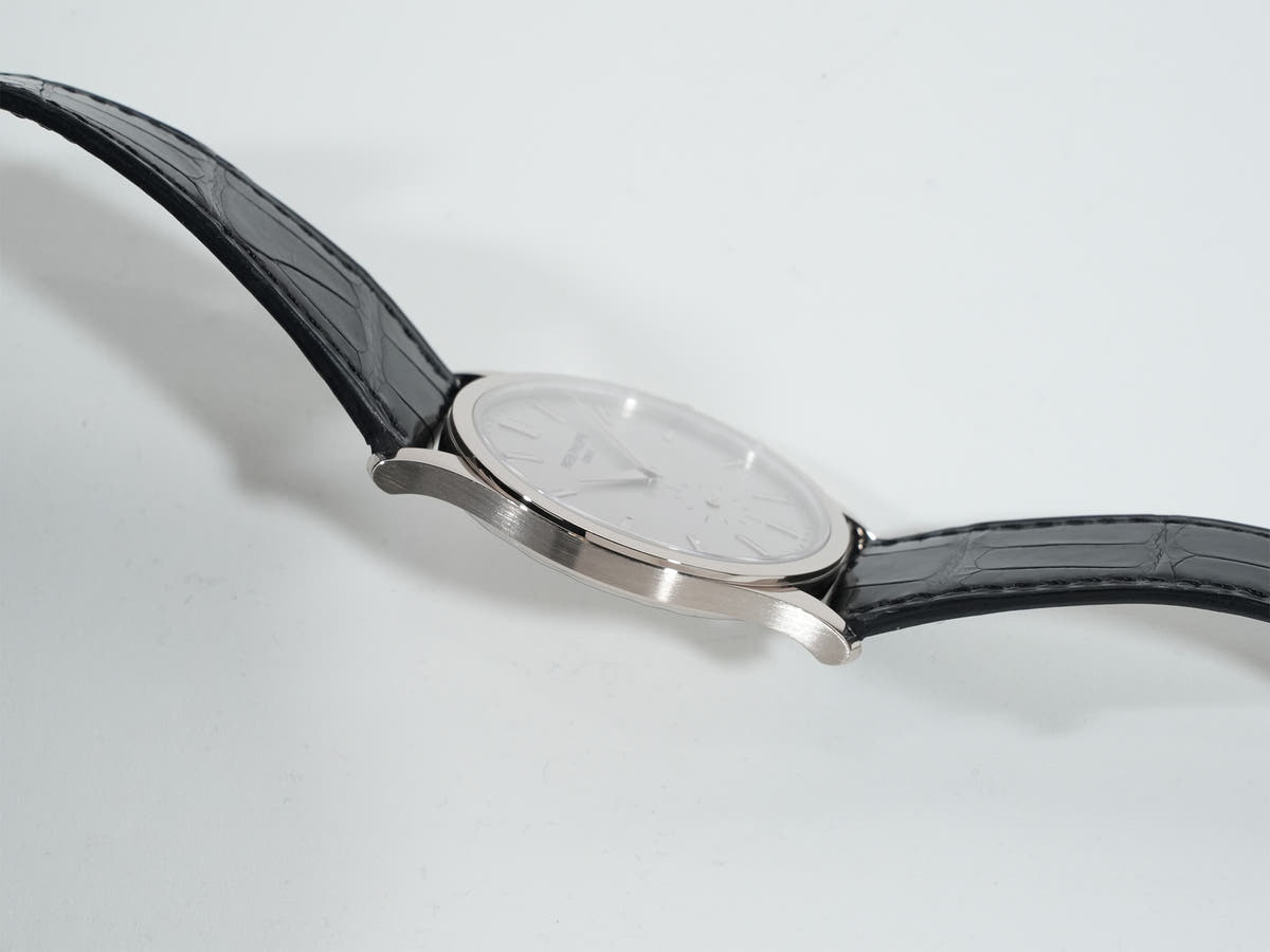 パテックフィリップ カラトラバ Ref.5196G-001 シルバー文字盤 美品 bxcgnrwe