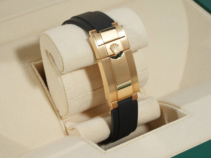 Rolex Daytona Ref. 116518LN Yellow Gold Black x Champagne Dial