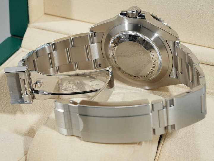 ロレックス シードゥエラー Ref.126600 ステンレススチール ブラック文字盤