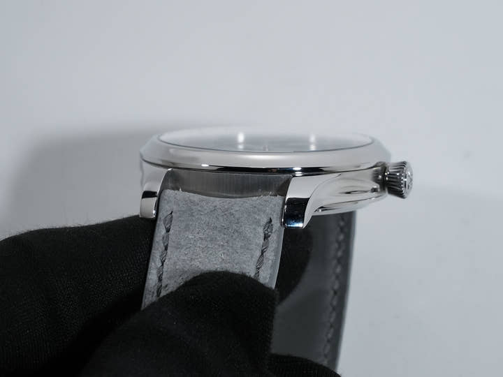 H.モーザー エンデバー センターセコンド コンセプト ライムグリーン Ref.1200-1233 ライムグリーン フュメ文字盤 美品 azdudt3i
