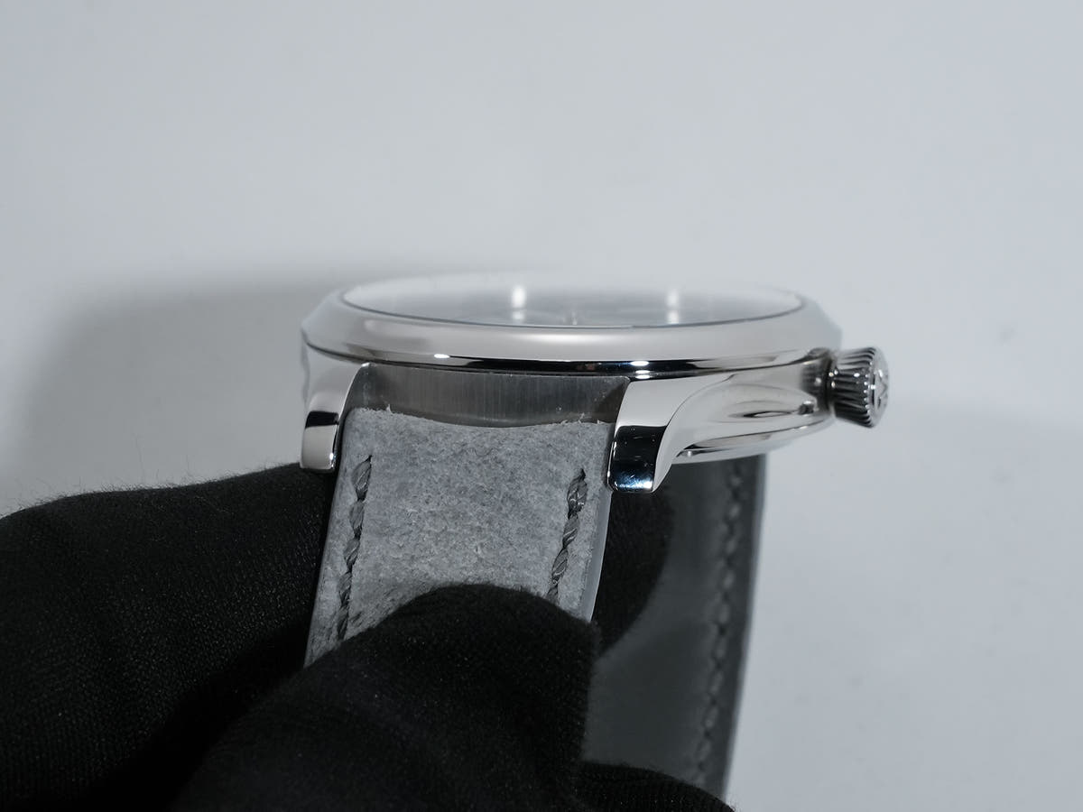 H.モーザー エンデバー センターセコンド コンセプト ライムグリーン Ref.1200-1233 ライムグリーン フュメ文字盤 美品 azdudt3i