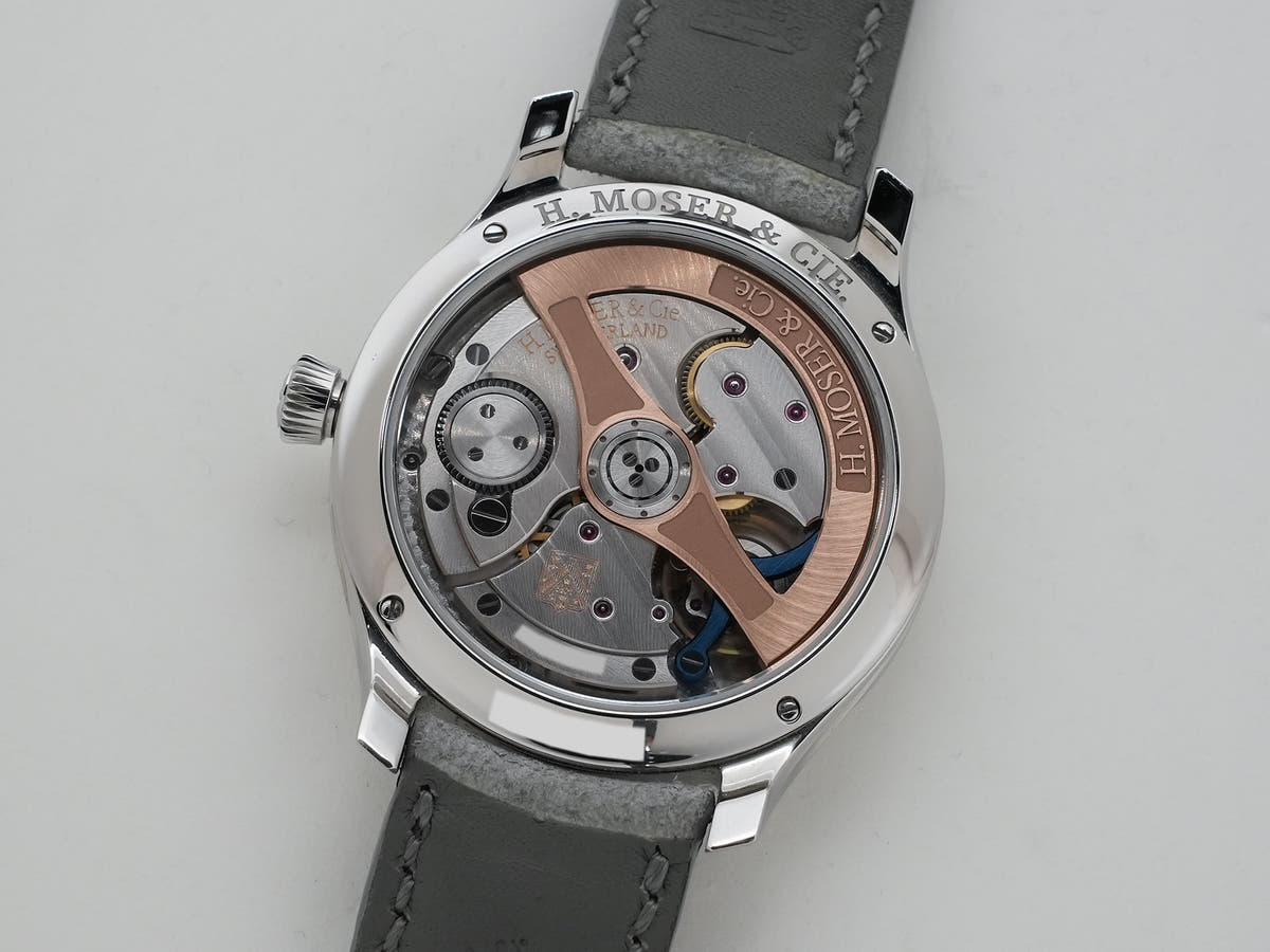 H.モーザー エンデバー センターセコンド コンセプト ライムグリーン Ref.1200-1233 ライムグリーン フュメ文字盤 美品 azdudt3i