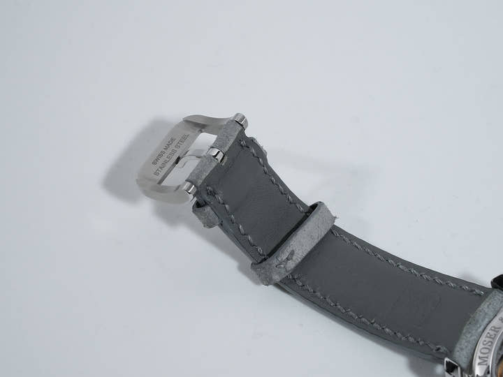 H.モーザー エンデバー センターセコンド コンセプト ライムグリーン Ref.1200-1233 ライムグリーン フュメ文字盤 美品 azdudt3i