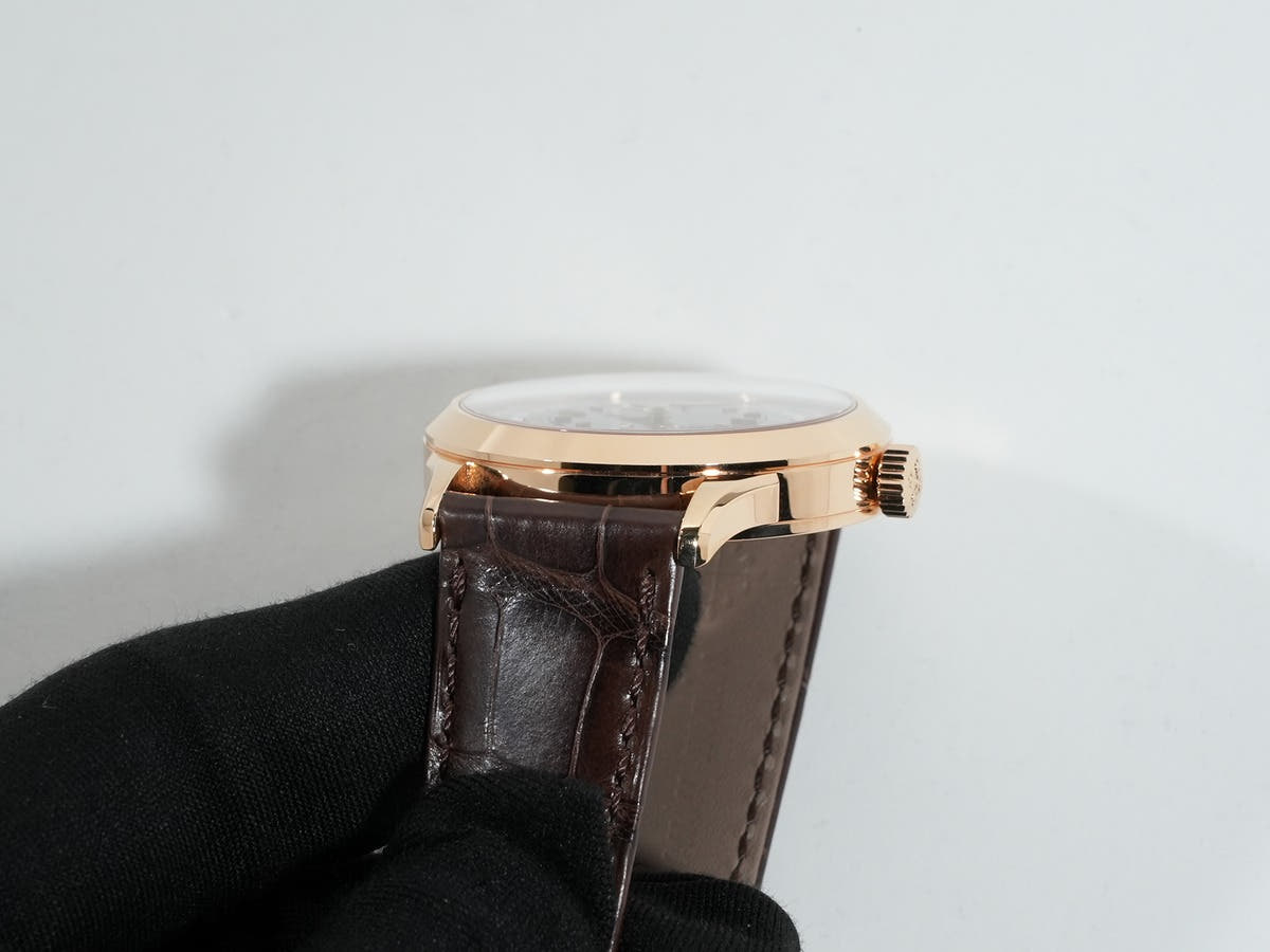 パテックフィリップ コンプリケーション ワールドタイム Ref.5230R-012 シルバー文字盤 中古 dnr5snd8