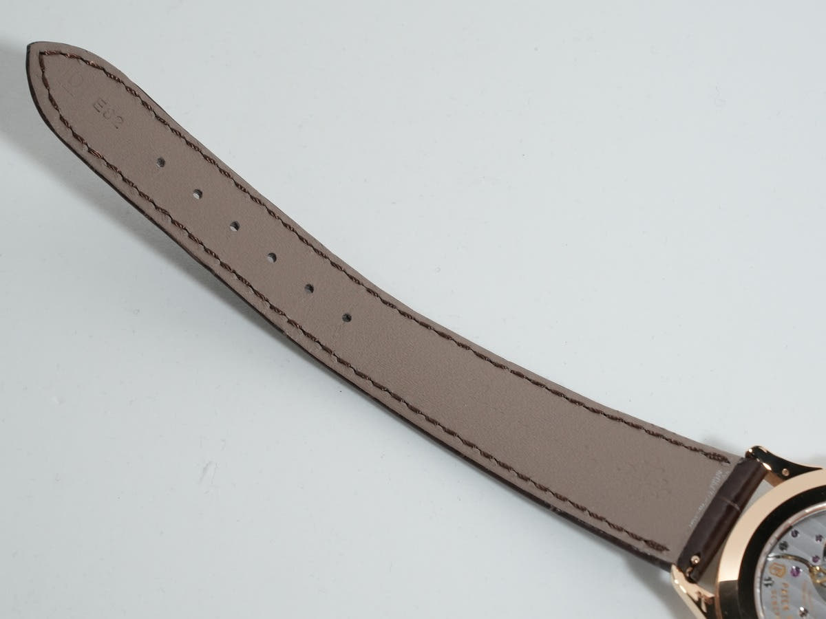 パテックフィリップ コンプリケーション ワールドタイム Ref.5230R-012 シルバー文字盤 中古 dnr5snd8