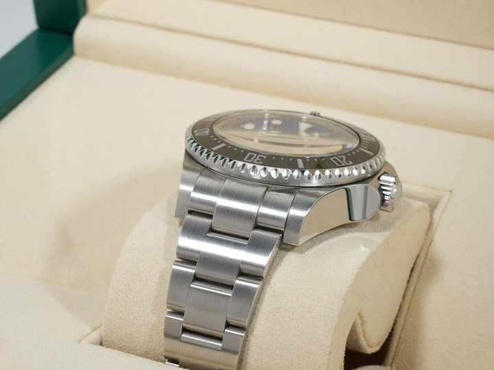 Rolex Sea-Dweller Deepsea Ref. 116660 Stainless Steel D-Blue Dial