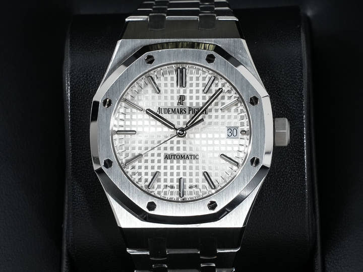 オーデマピゲ ロイヤルオーク Ref.15450ST.OO.1256ST.01 ステンレススチール シルバー文字盤