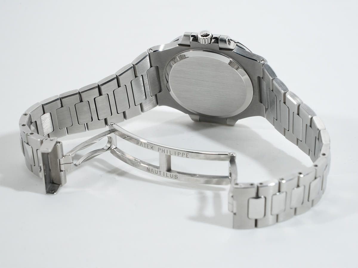 パテックフィリップ ノーチラス Ref.3800/001 ブルー文字盤 中古 thmy5irq