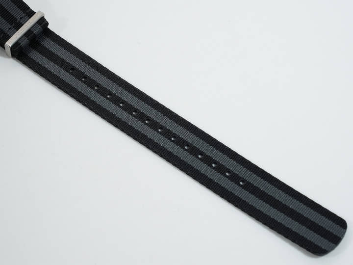 オメガ シーマスター 300 スペクター Ref.233.32.41.21.01.001 ブラック文字盤 未使用 txfz7wi8