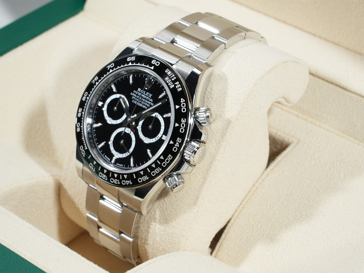 ロレックス デイトナ Ref.126500LN ブラック文字盤 未使用 8duwn7r8