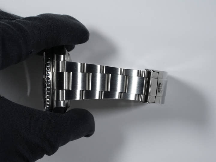 Rolex Sea-Dweller 4000 Ref. 116600 Stainless Steel Black Dial