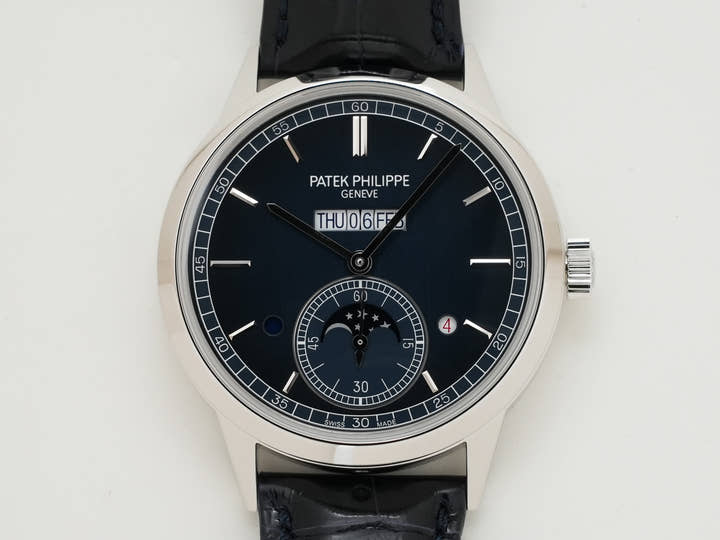 パテックフィリップ グランドコンプリケーション Ref.5236P-001 プラチナ ブラック・グラデーションのブルー文字盤