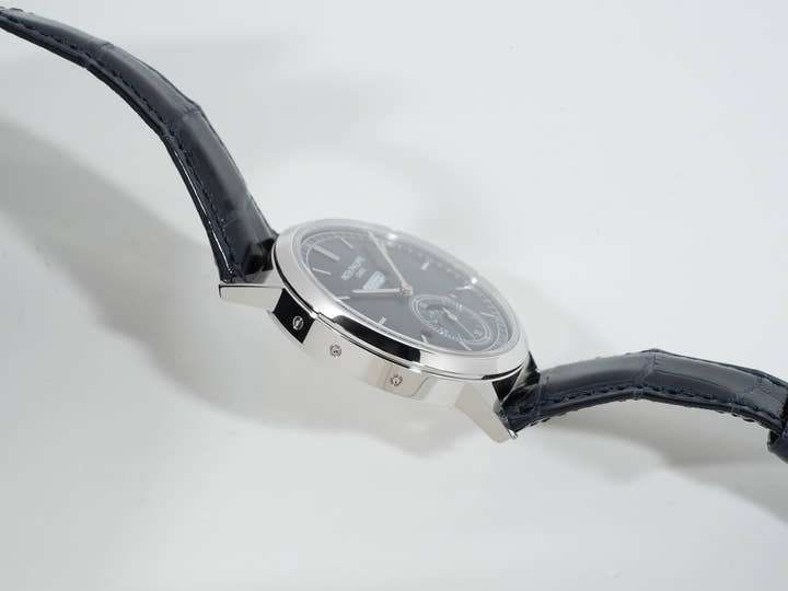 パテックフィリップ グランドコンプリケーション Ref.5236P-001 プラチナ ブラック・グラデーションのブルー文字盤