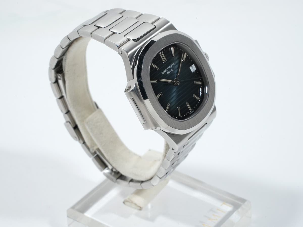 パテックフィリップ ノーチラス Ref.3800/1A-010 ブルー文字盤 中古 wnyn78e3