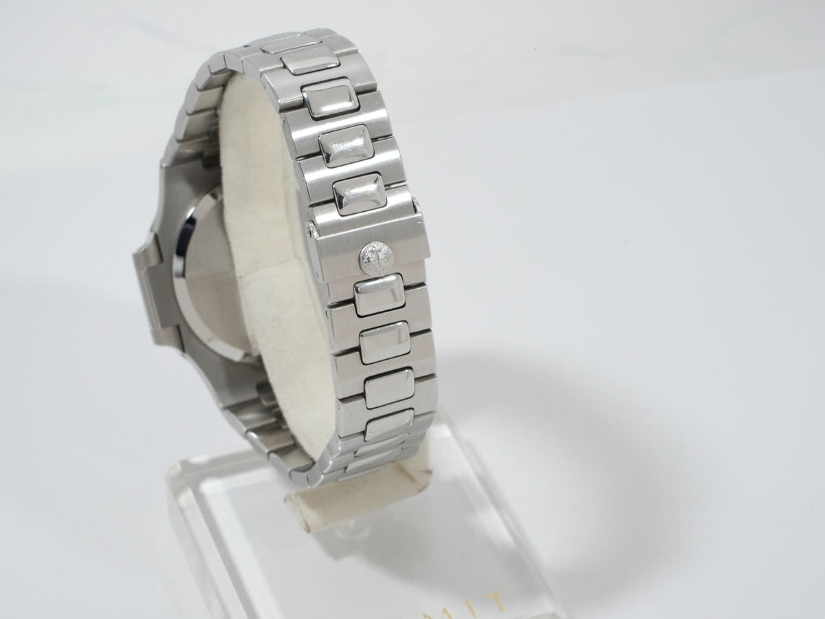 パテックフィリップ ノーチラス Ref.3800/1A-010 ブルー文字盤 中古 wnyn78e3