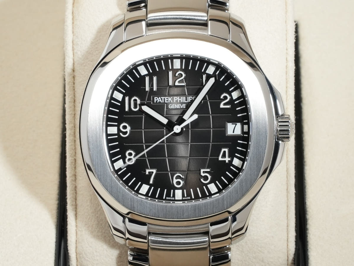 パテックフィリップ アクアノート エクストララージ Ref.5167/1A-001 ブラック文字盤 中古 bwgp2wkr
