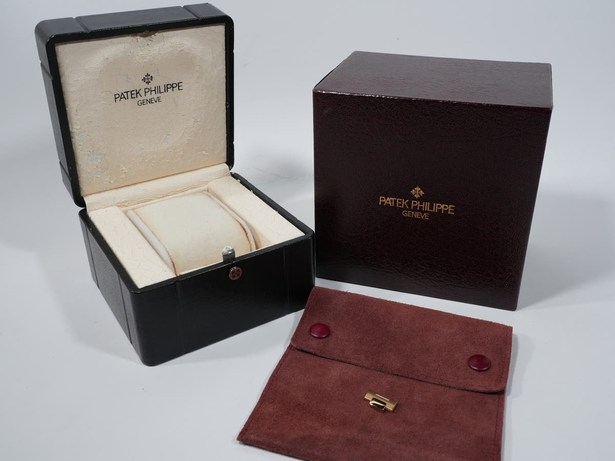 パテックフィリップ ノーチラス Ref.3800/1 ブルー文字盤 中古 3adh3jaj