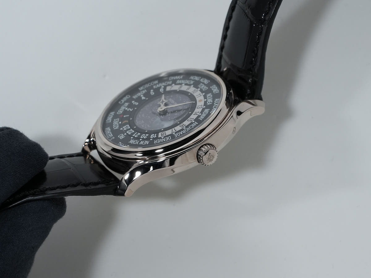 パテックフィリップ コンプリケーション ワールドタイム ムーンフェイズ Ref.5575G-001 18KWG ブラック文字盤 美中古 mcgp8fpa