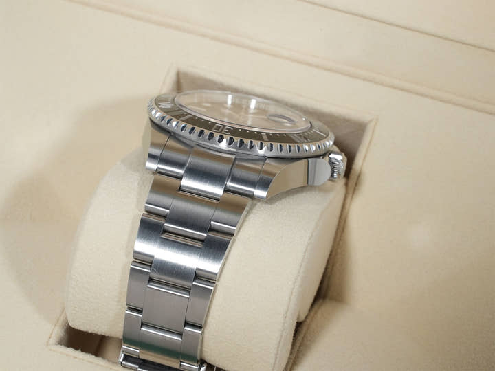 ロレックス シードゥエラー Ref.126600 ステンレススチール ブラック文字盤
