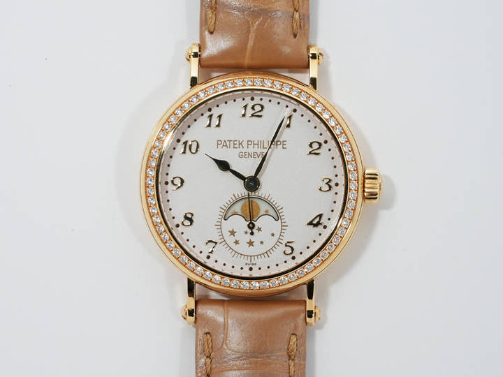 パテックフィリップ コンプリケーション ムーンフェイズ Ref.7121J-001 イエローゴールド シルバー文字盤