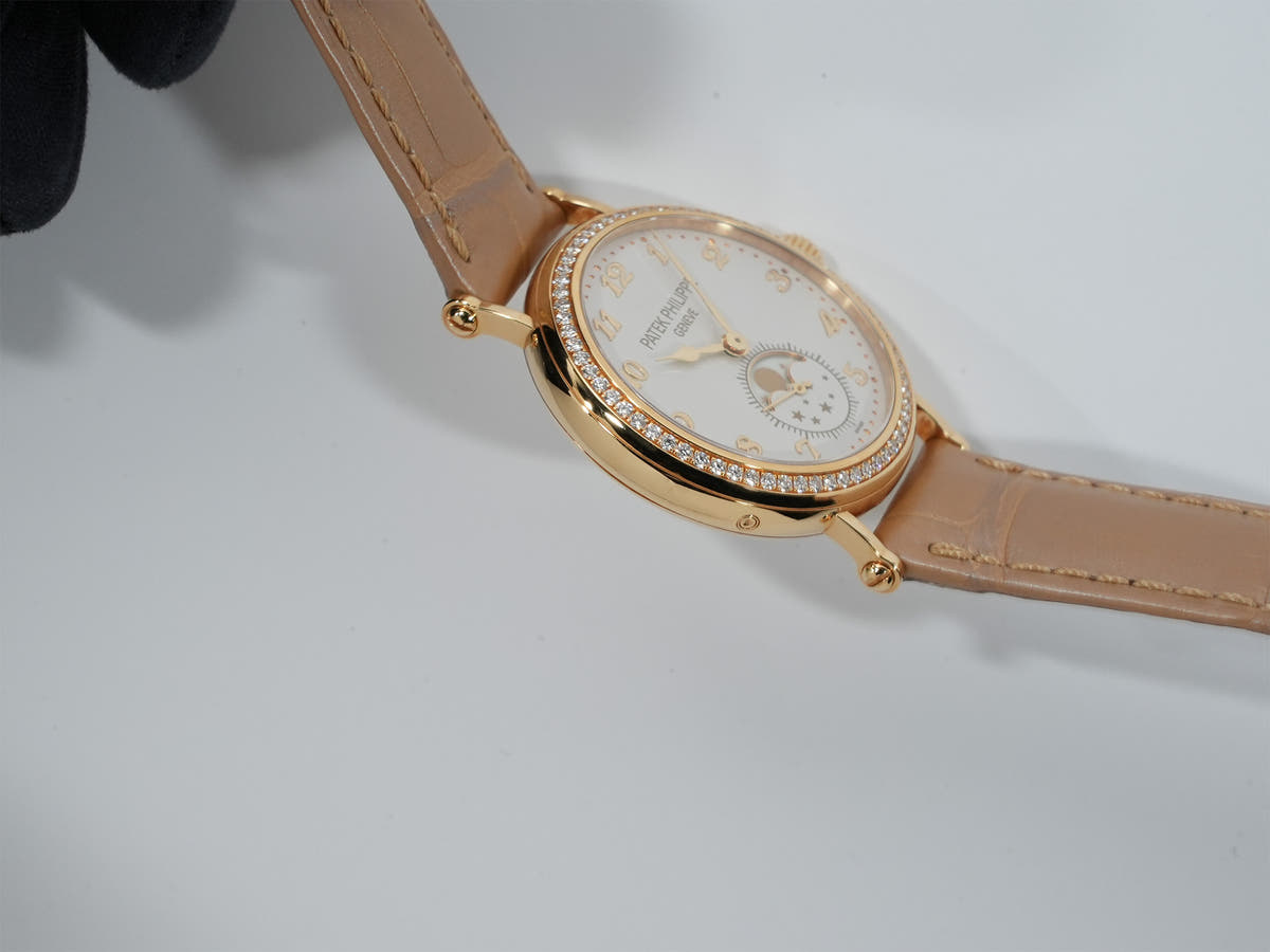 パテックフィリップ コンプリケーション ムーンフェイズ Ref.7121J-001 18KYG シルバー文字盤 美中古 cfnsdbi5