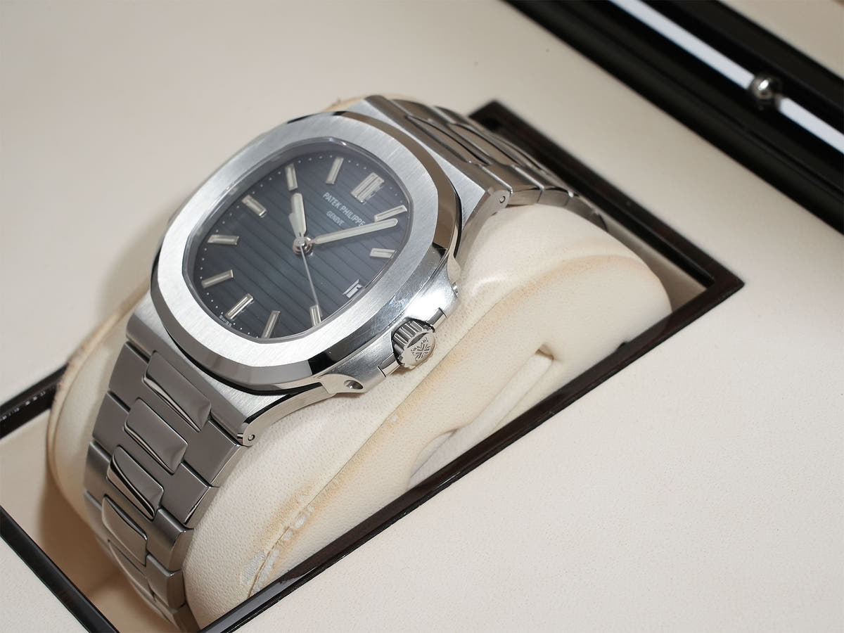 パテックフィリップ ノーチラス Ref.5711/1A-001 ブルー文字盤 中古 3rjvjcd8