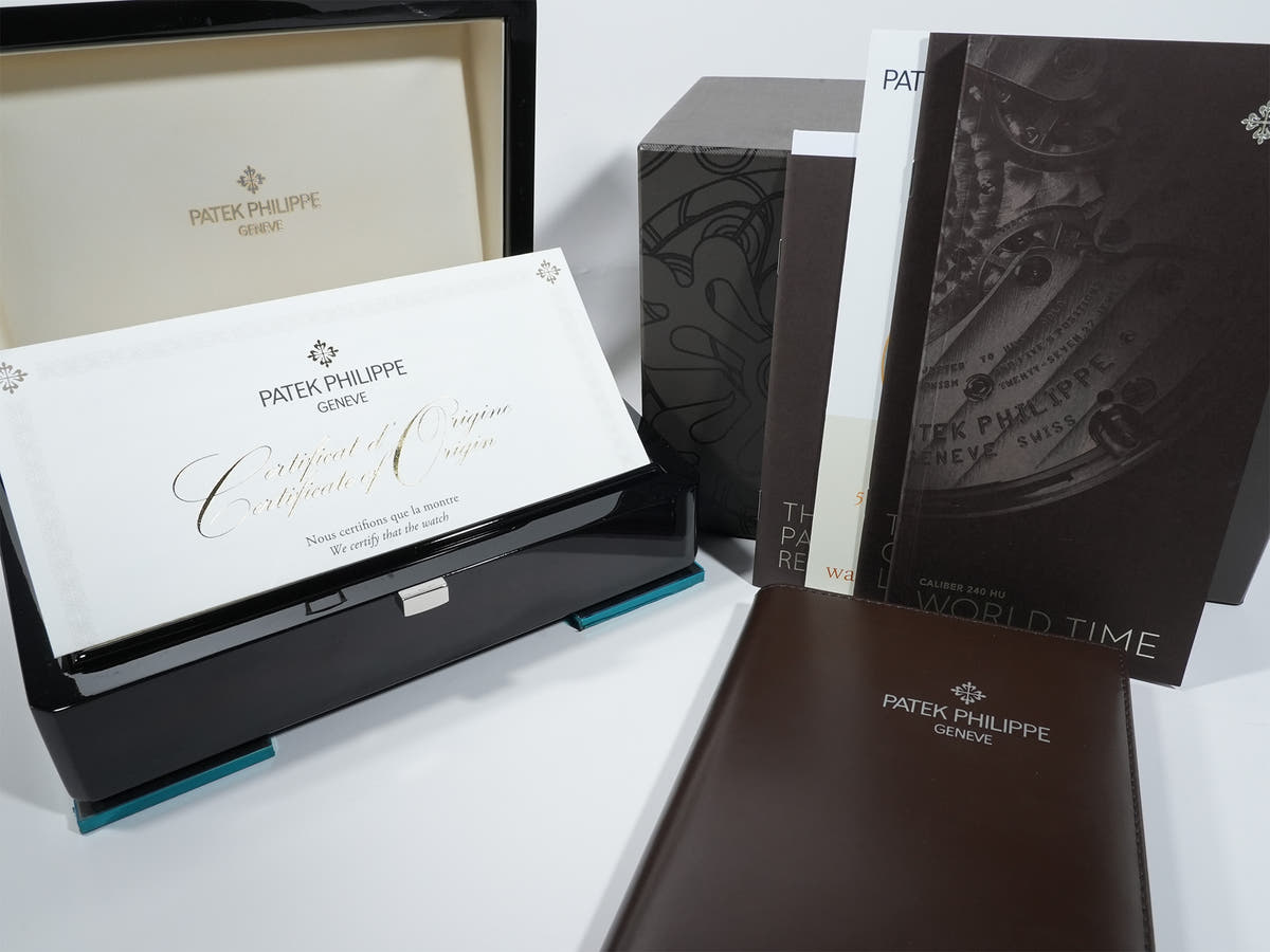 パテックフィリップ コンプリケーション ワールドタイム Ref.5230R-001 シルバー文字盤 美中古 ks6otcij